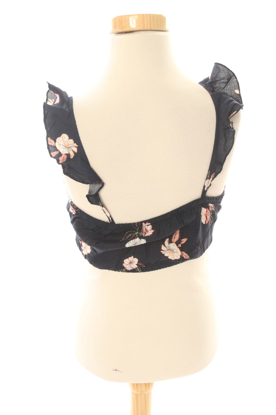 Top Pull & Bear de la taille S, de couleur fleurs