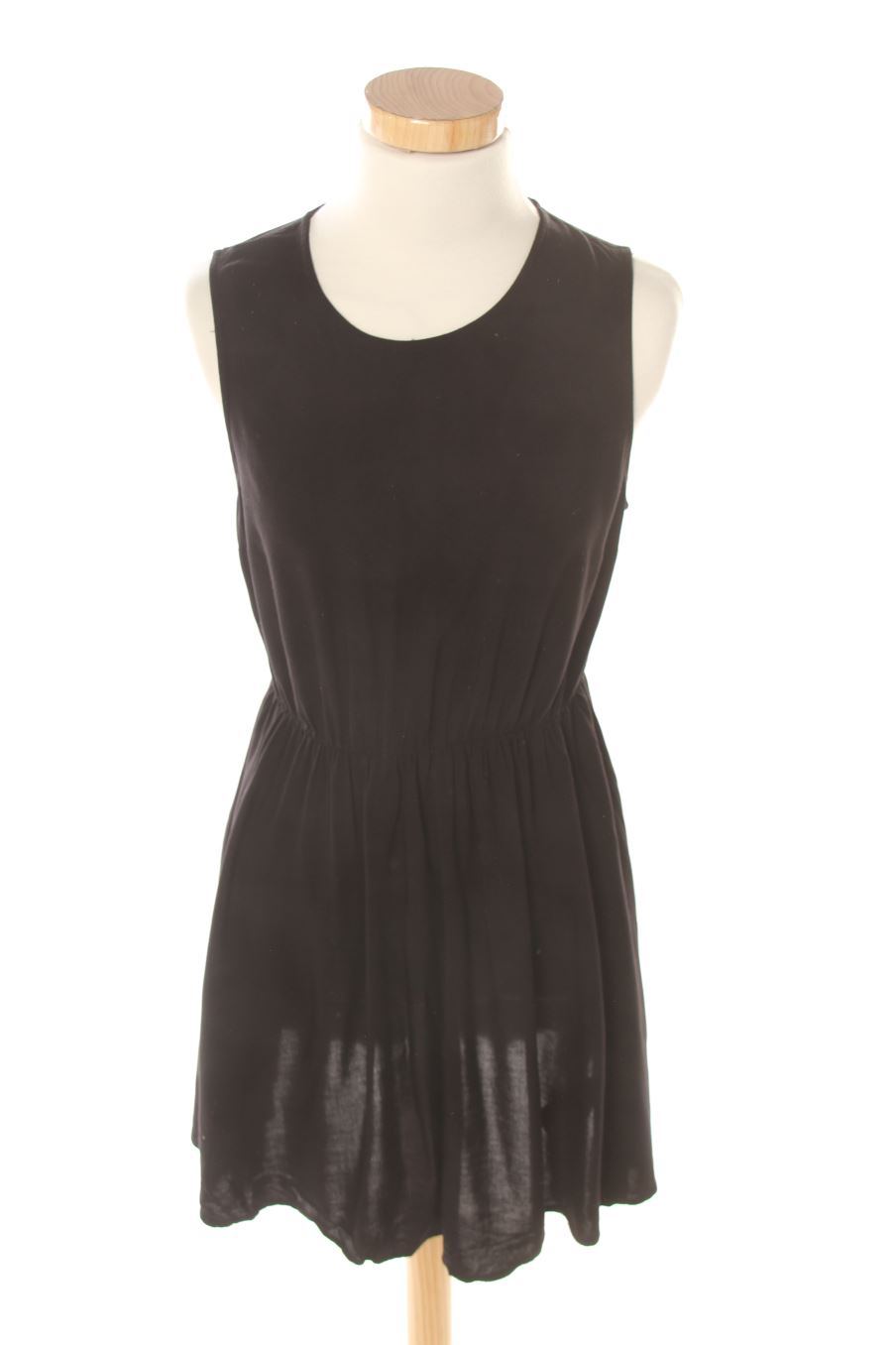 Robe casual H&M de la taille 36, de couleur noir