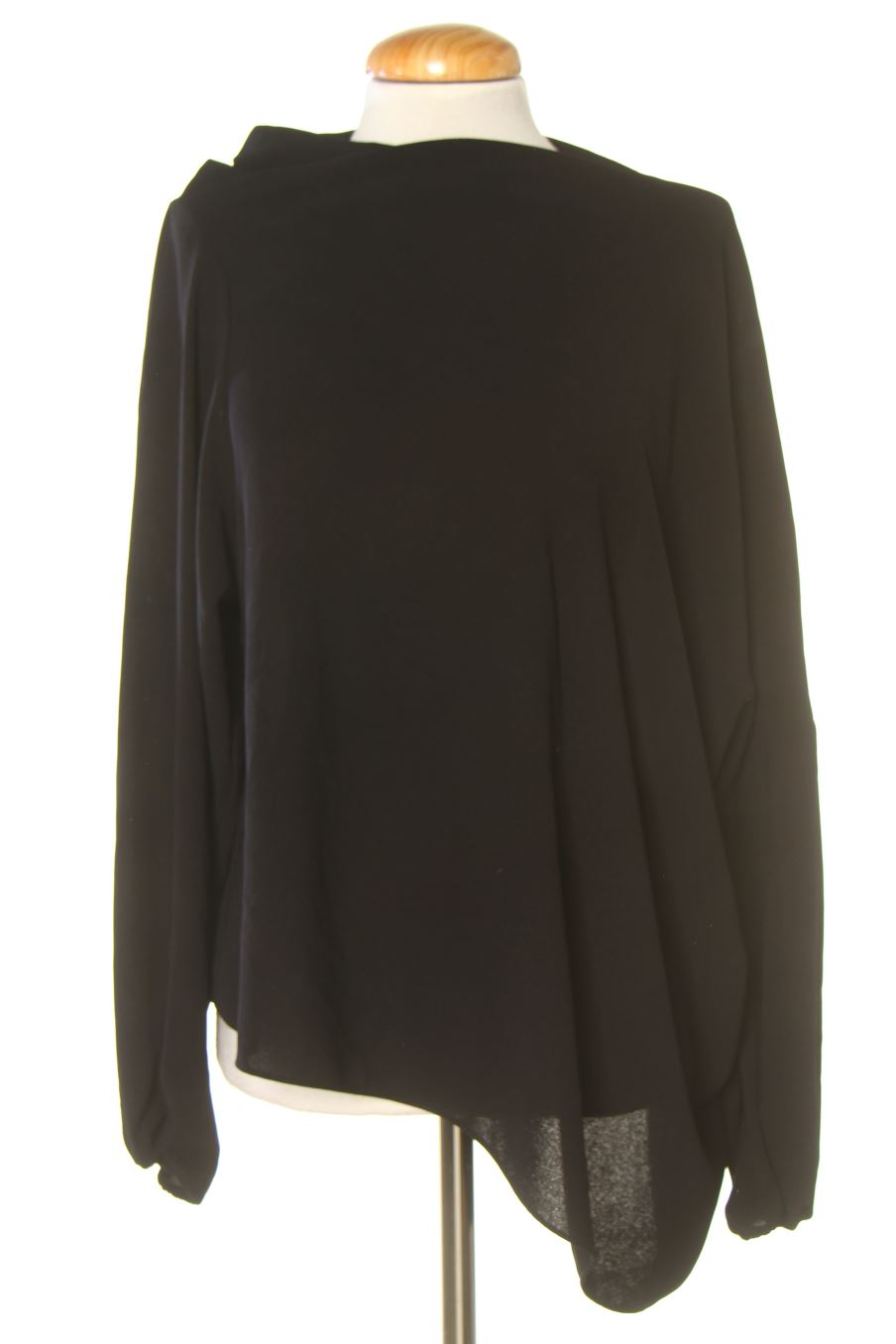 Blouse à manches longues Zara de la taille M, de couleur noir