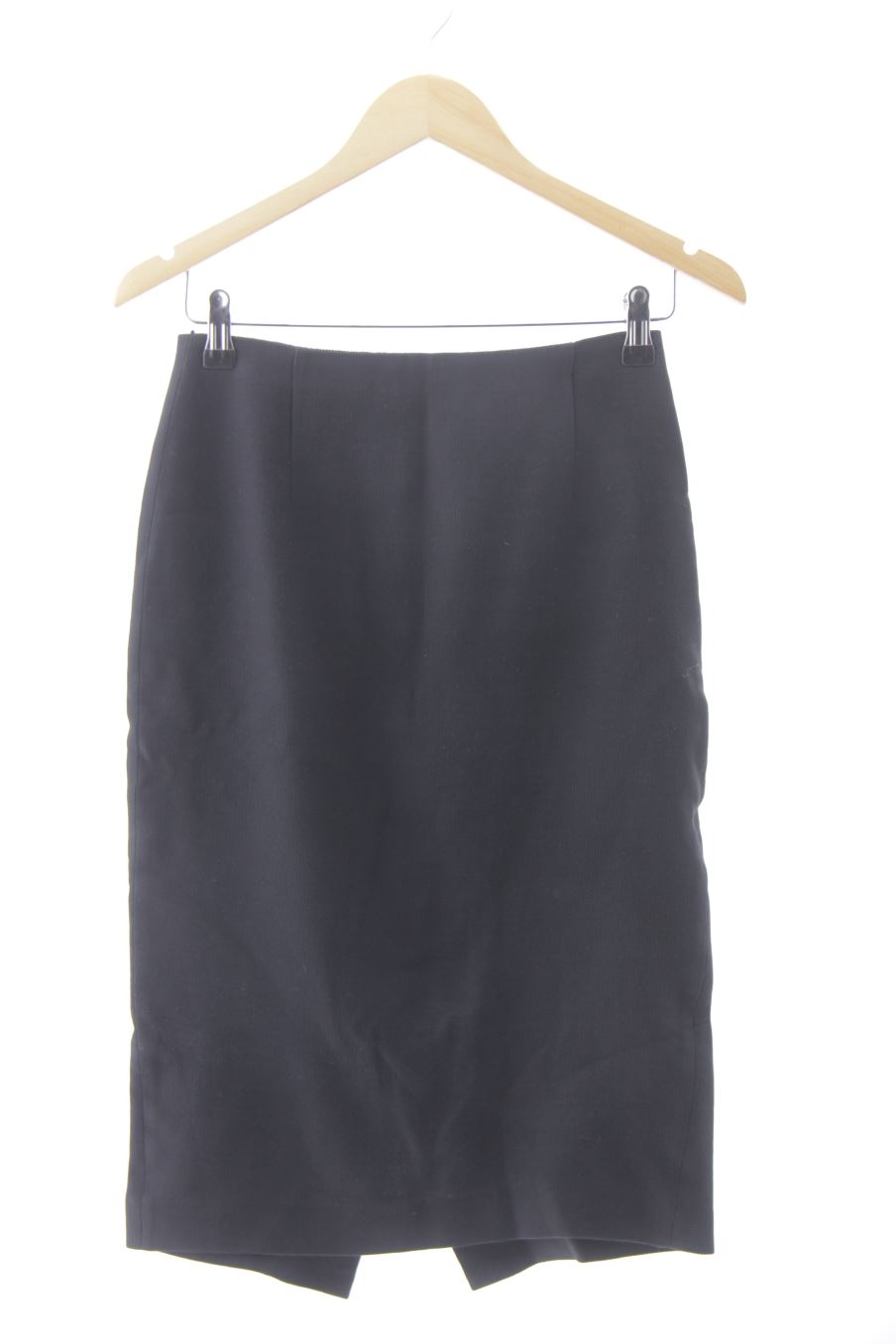 Falda de Massimo Dutti de la talla 36, de color negro