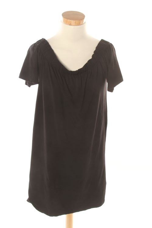 Einfaches Kleid
