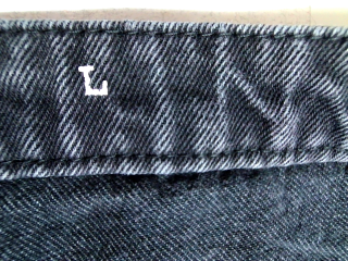 Pantalón corto de Noisy may de la talla L, de color negro de ropa vaquera