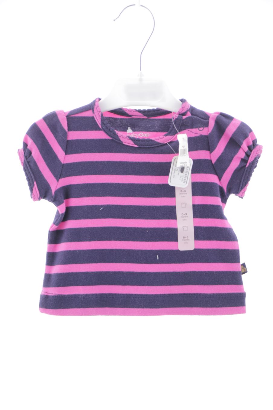 T-shirt Gap de la taille 0 mois avec une étiquette