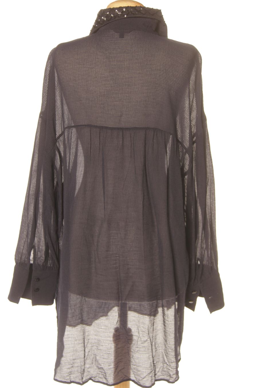 Camisa de Massimo Dutti de la talla M, de color azul marino