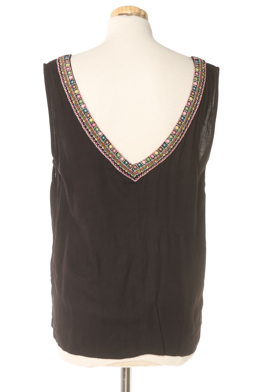 Débardeur Surkana de la taille XL, de couleur noir
