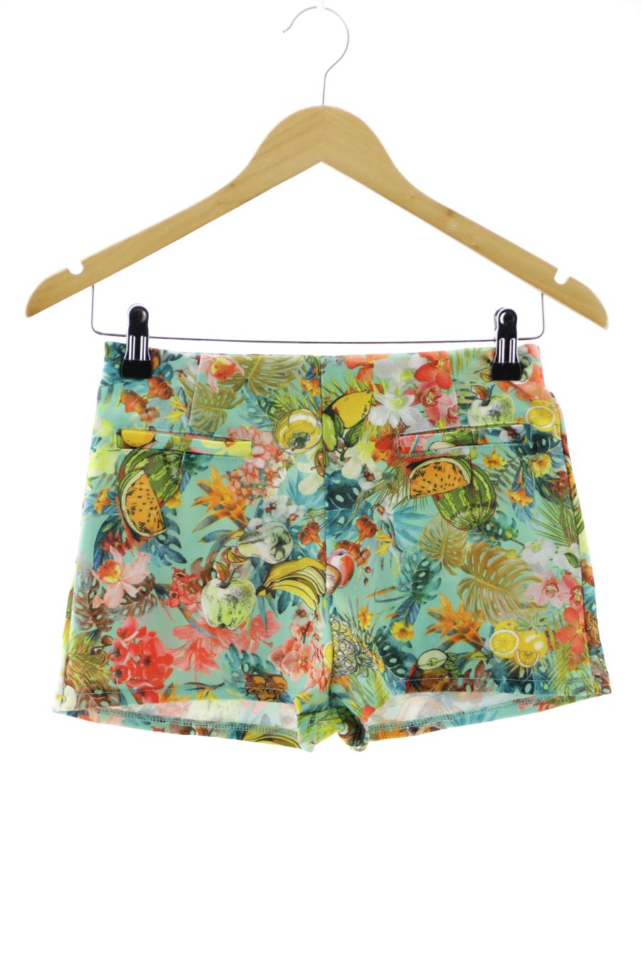 Shorts Pull & Bear de la taille M, de couleur fleurs