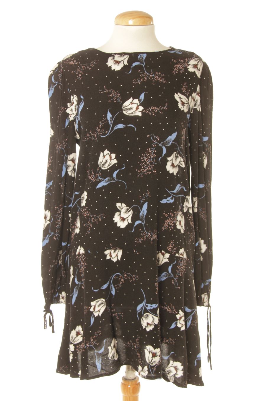 Einfaches Kleid von Mango Größe M, Farbe Geblümt, für