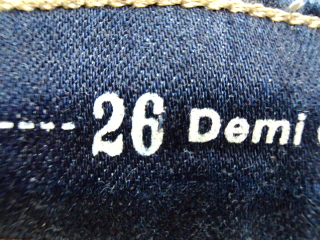 Jeans Levi's de la taille 36, de couleur bleu de denim