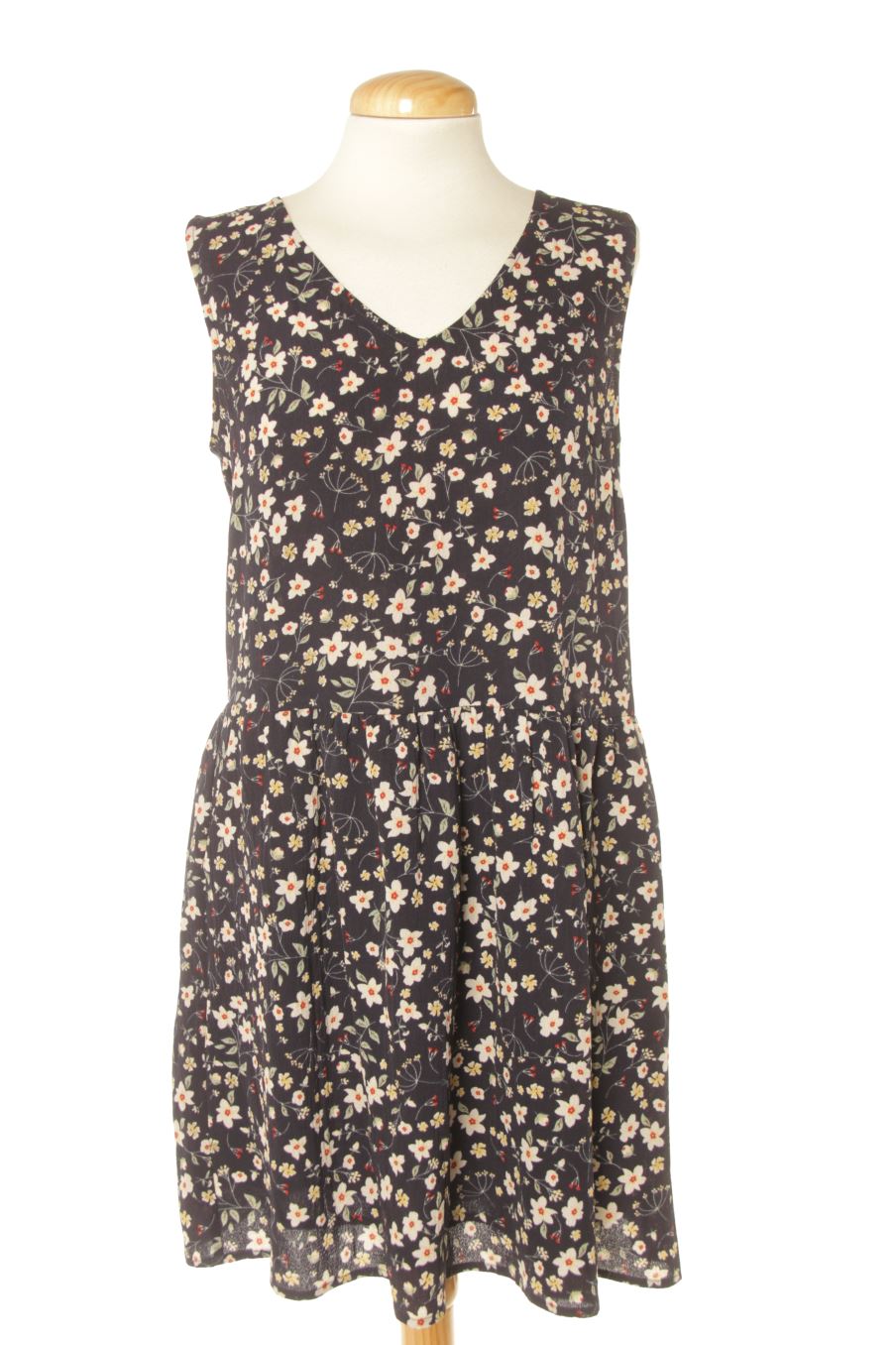 Robe casual charlior de la taille S, de couleur fleurs