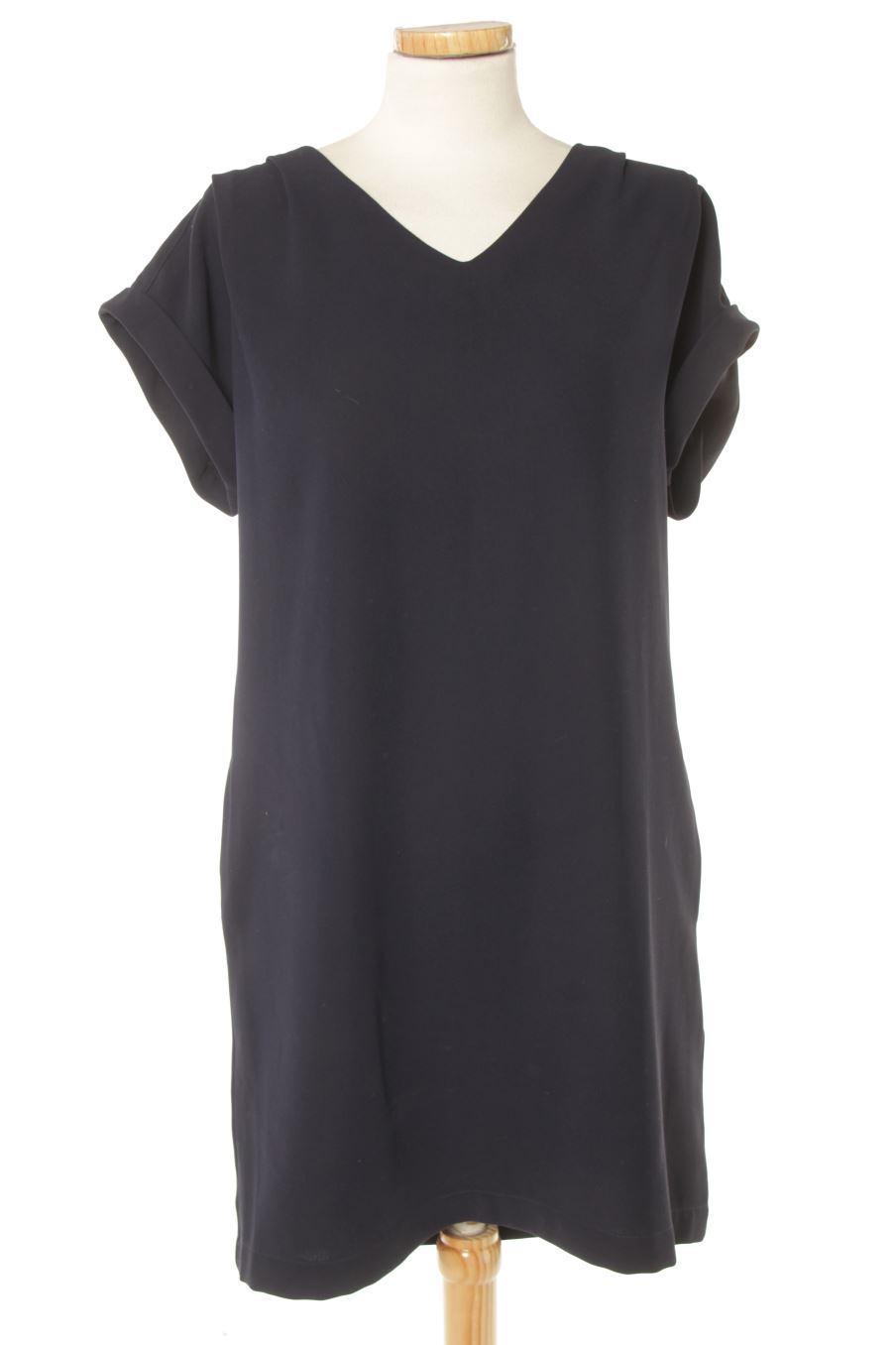Robe casual Mango de la taille M, de couleur bleu marine