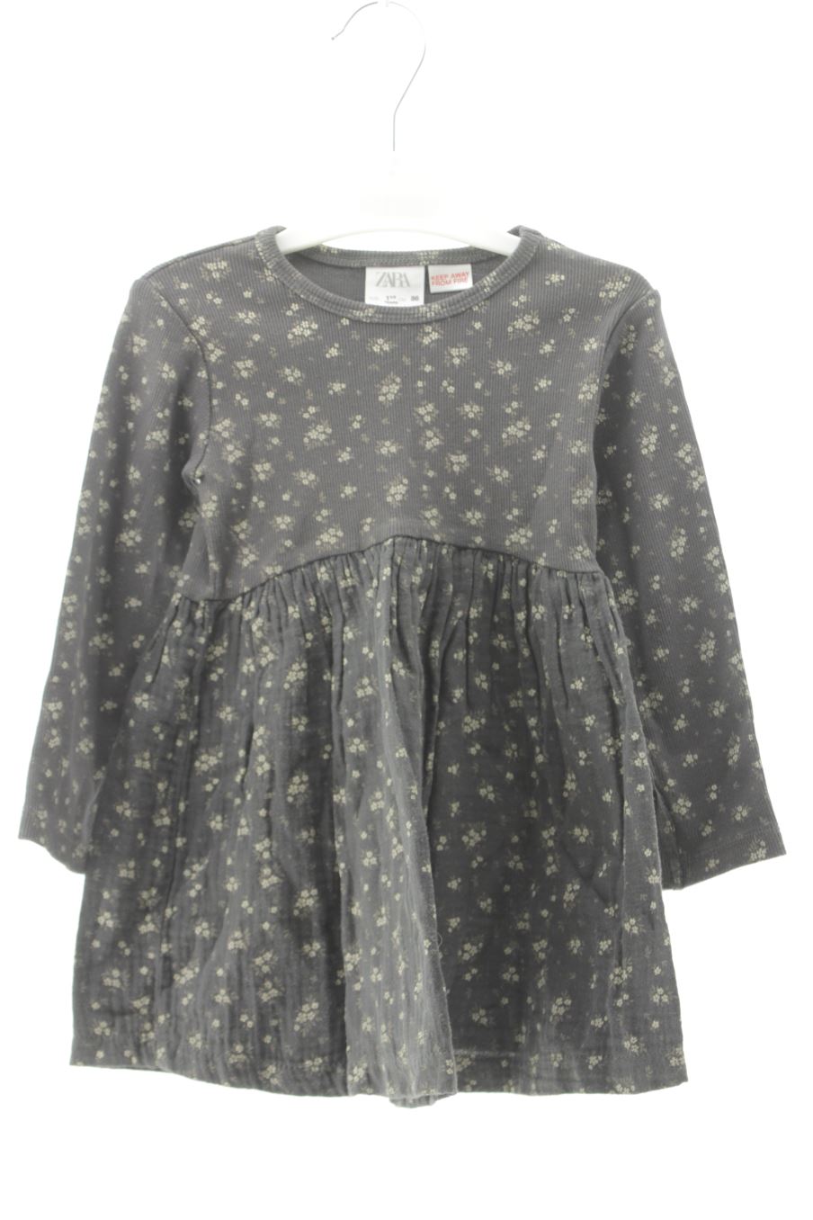 Robe Zara de la taille 18 mois de seconde main