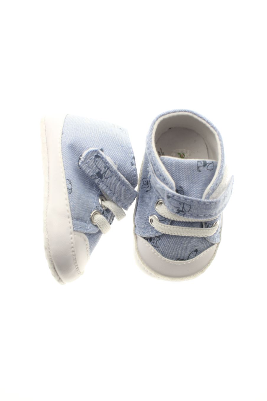 Zapatillas de Prenatal de la talla 15 con etiqueta