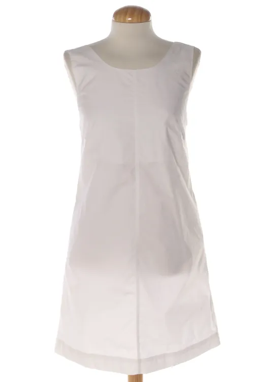 Einfaches Kleid