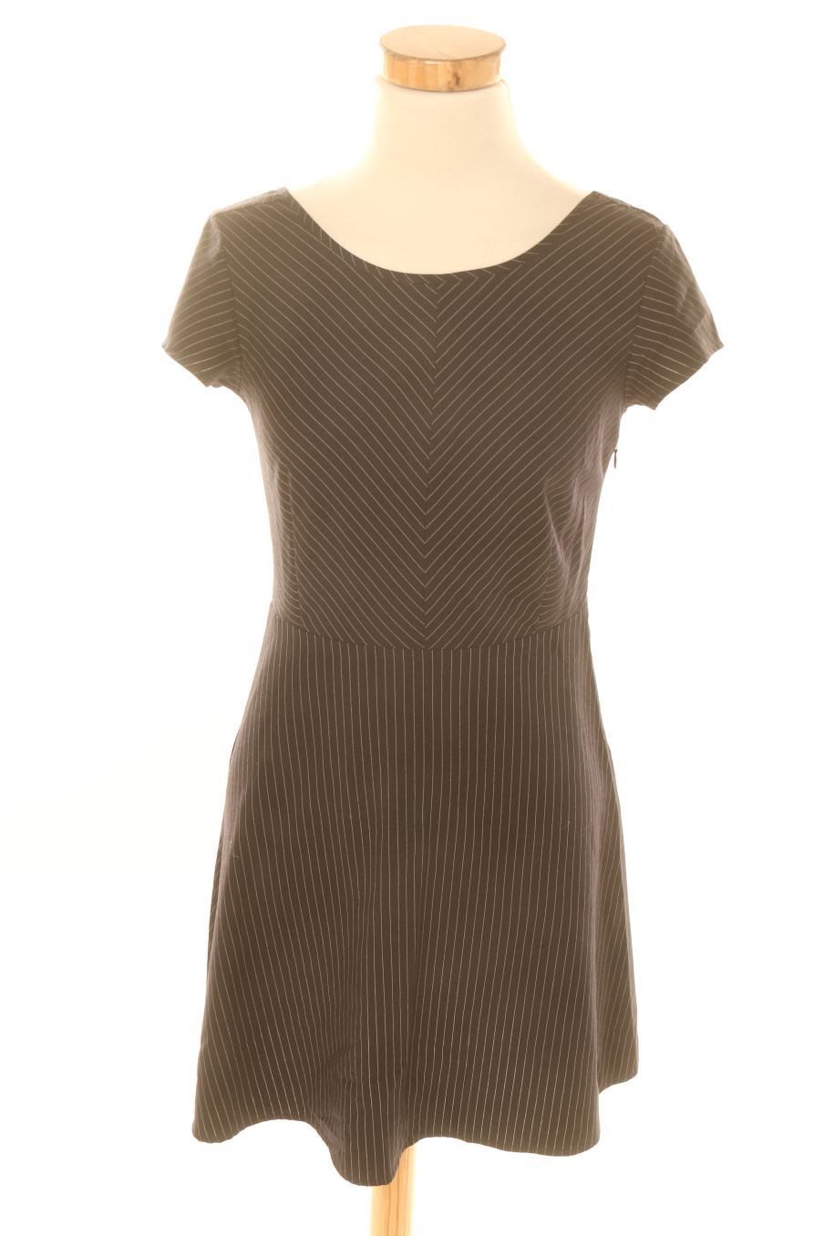 Einfaches Kleid von Springfield Größe 36, Farbe Gestreift, für