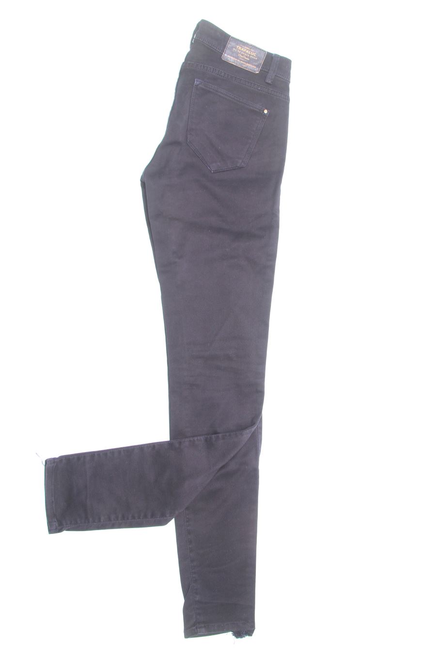 Vaqueros de Trf (ZARA) de la talla 34, de color negro de ropa vaquera
