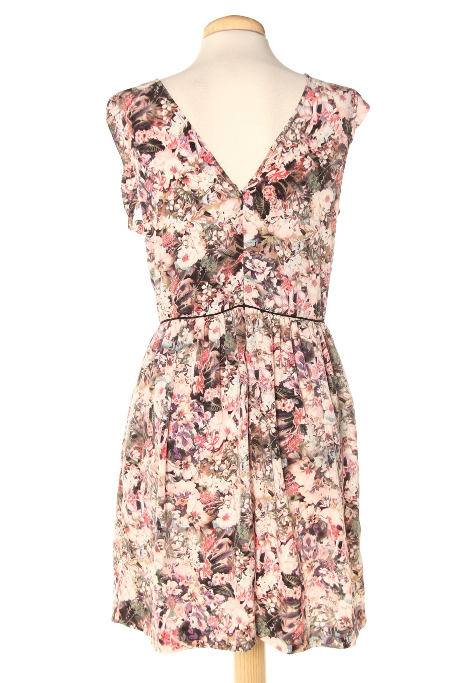 Robe casual Sfera de la taille M, de couleur fleurs