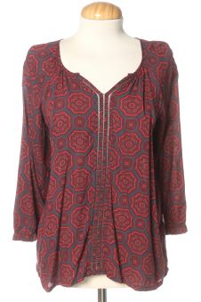 Blusa de manga larga S Sfera, foto 1 de 2