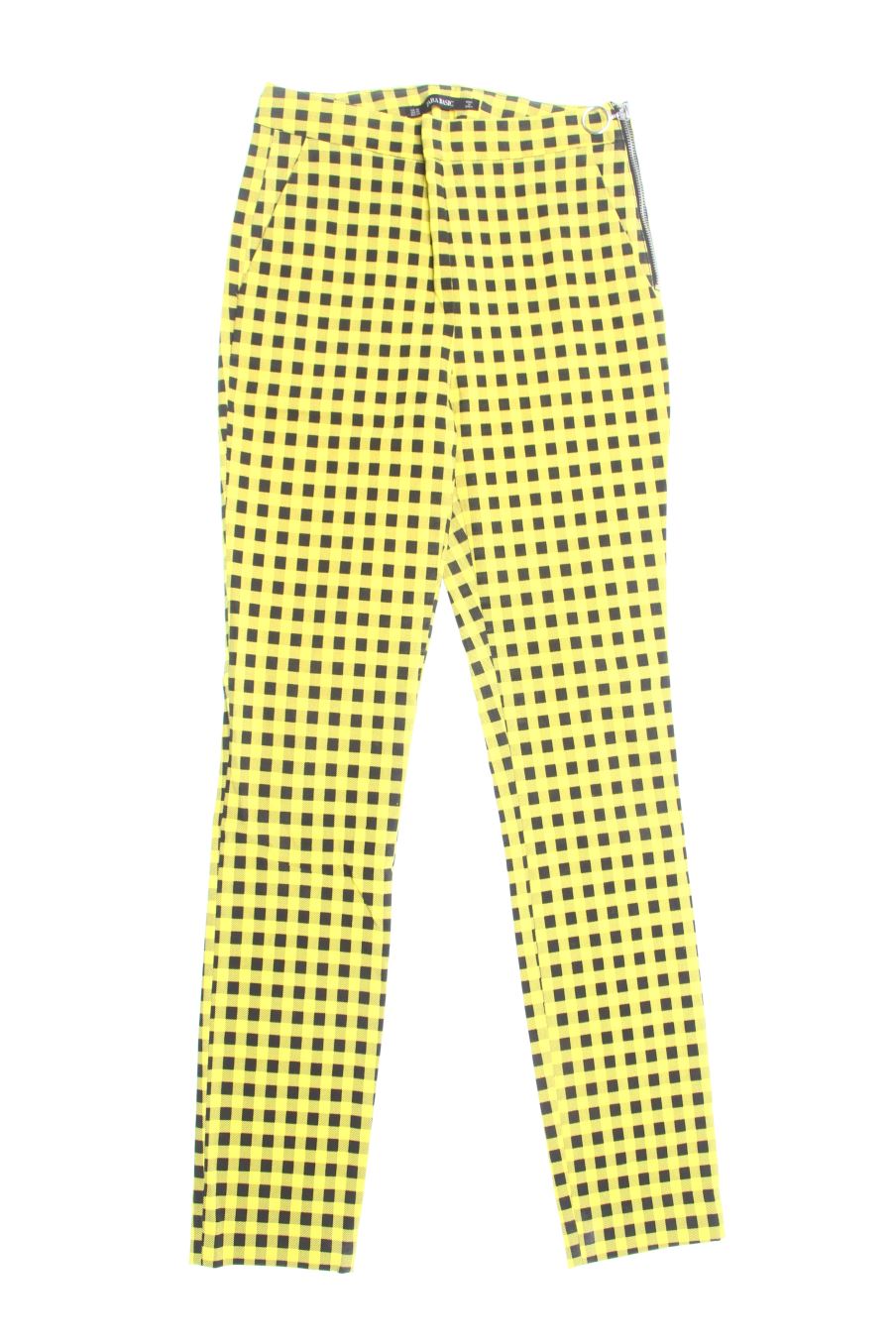 Pantalones de Zara de la talla XS, de color cuadros