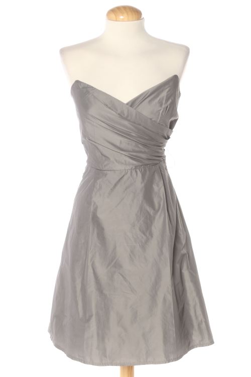 Aufwändiges Kleid