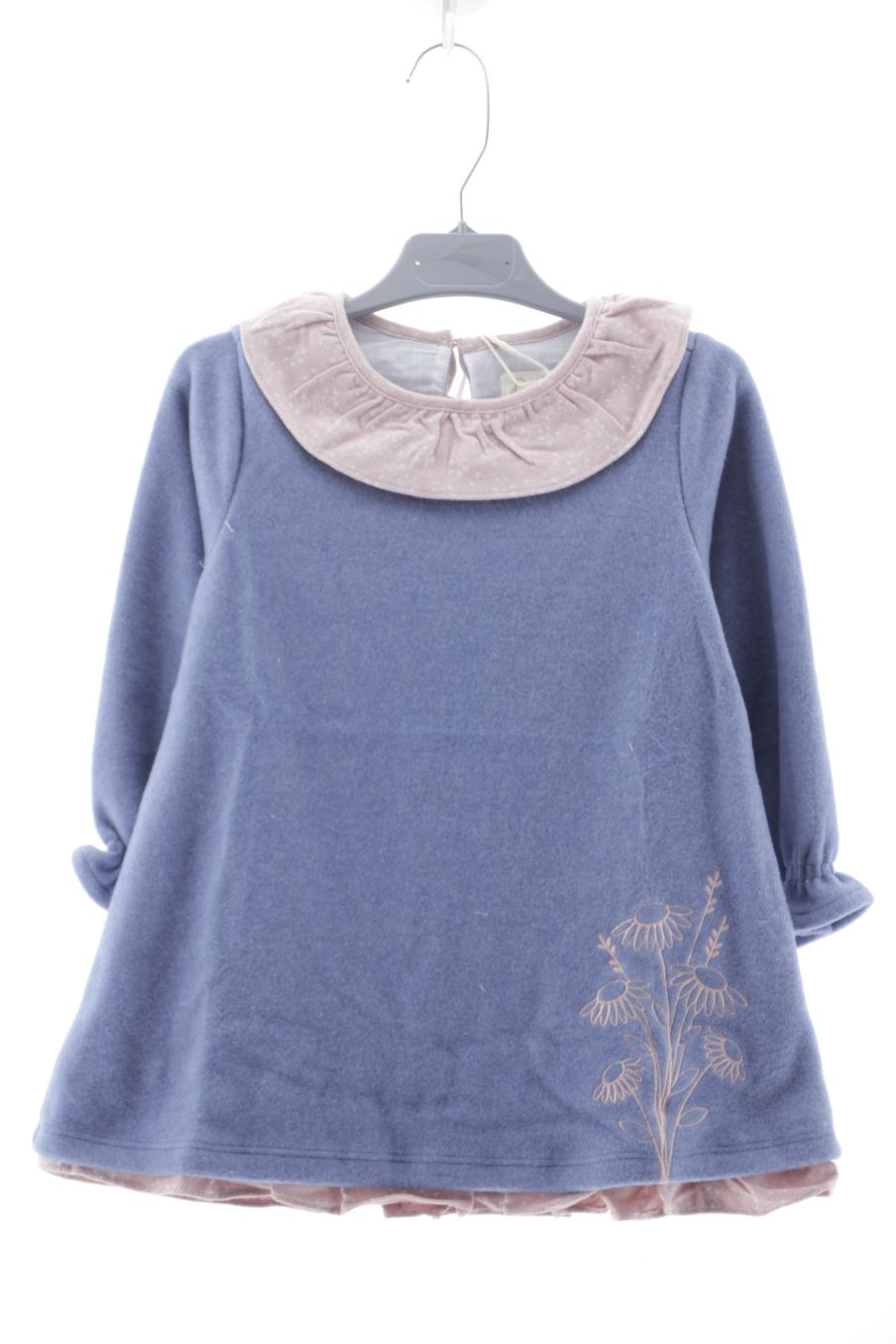 Robe Dadati de la taille 3 ans avec une étiquette