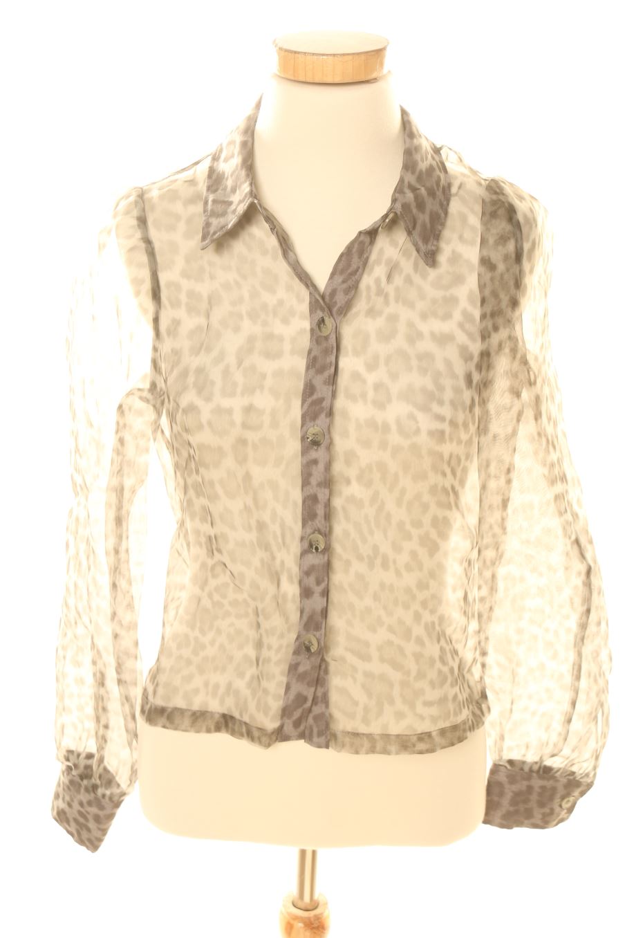 Camisa de Zara de la talla XS, de color animal print