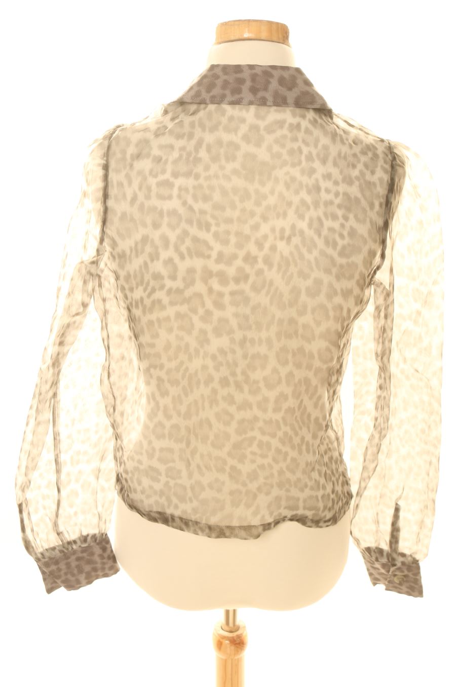 Camisa de Zara de la talla XS, de color animal print