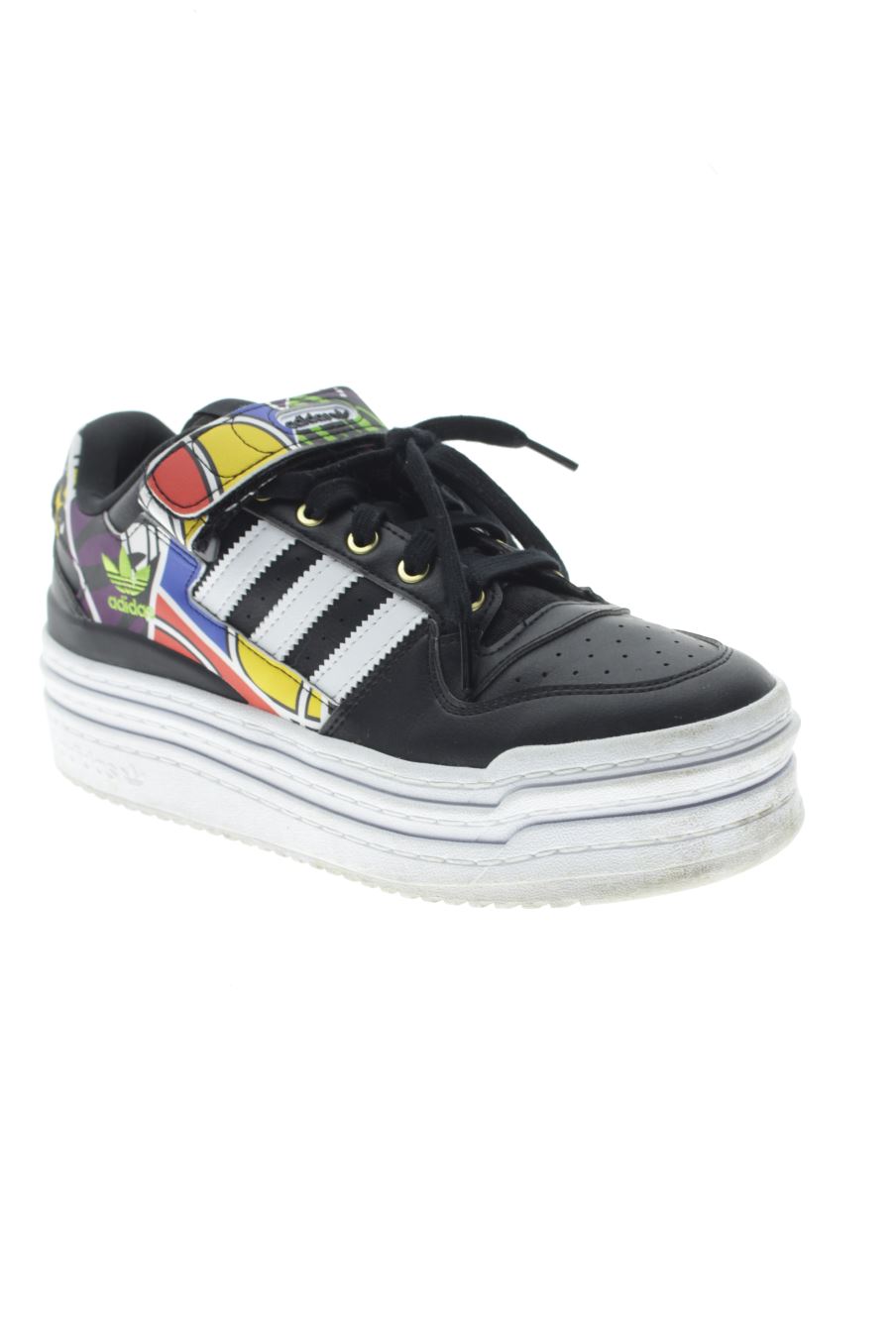 Deportivos de Adidas de la talla 42, de color negro de