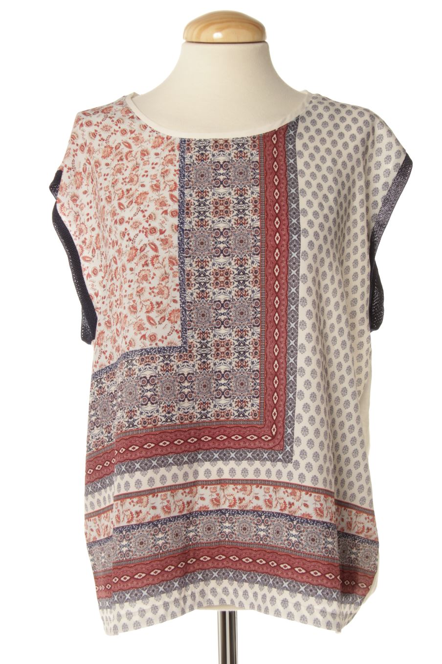 Blusa de manga corta de Cortefiel de la talla XL, de color estampado