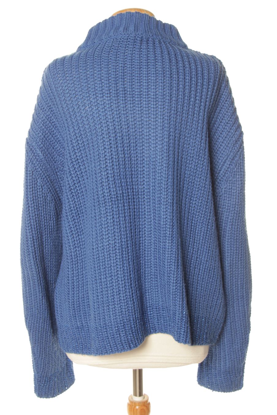 Pull Pieces de la taille M, de couleur bleu marine