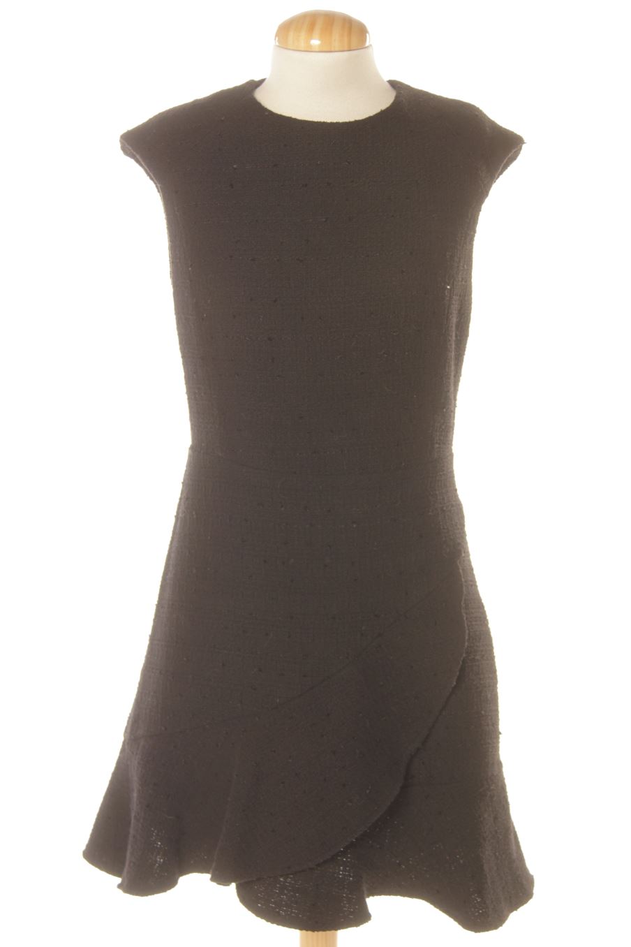 Robe casual Mango de la taille M, de couleur noir