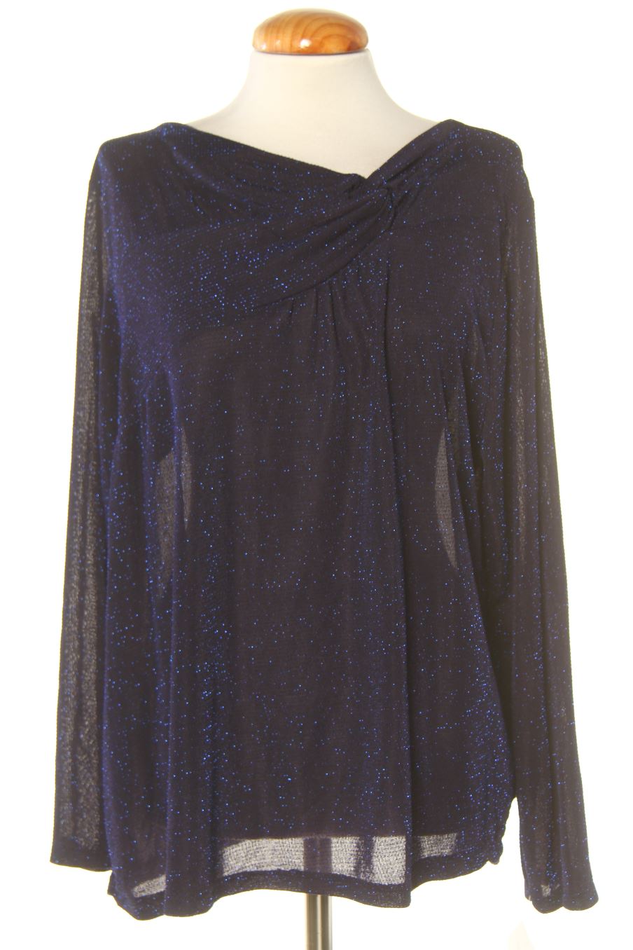 Pull PERCENTIL de la taille XL, de couleur bleu marine