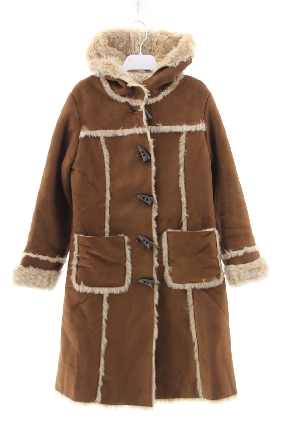 Abrigo de Zara de la talla 7 años de segunda mano