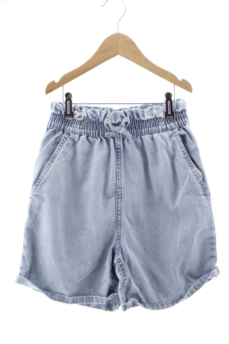 Short en jean H&M de la taille 9 ans de denim de seconde main