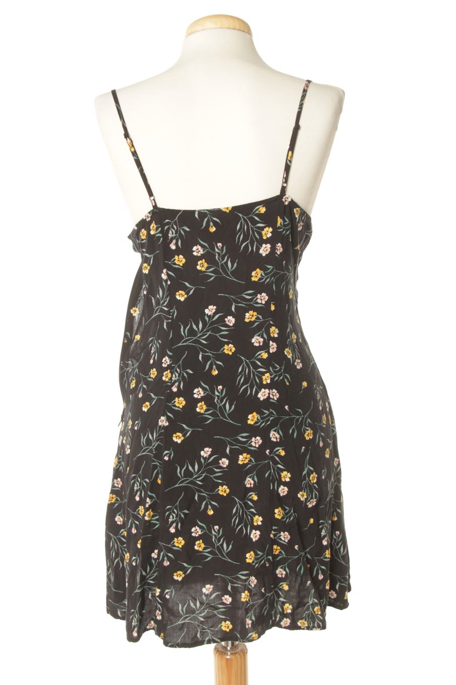 Robe casual H&M de la taille 36, de couleur fleurs
