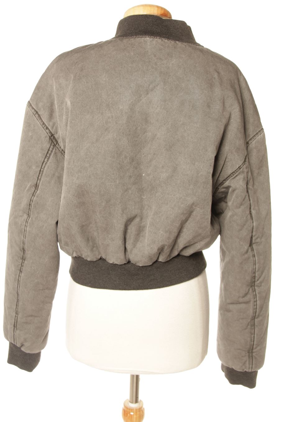 Blouson C&A de la taille M, de couleur gris