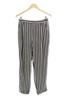 Pantaloni XS Zara, foto 1 di 2