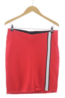 Falda 42 Stradivarius, foto 1 de 2
