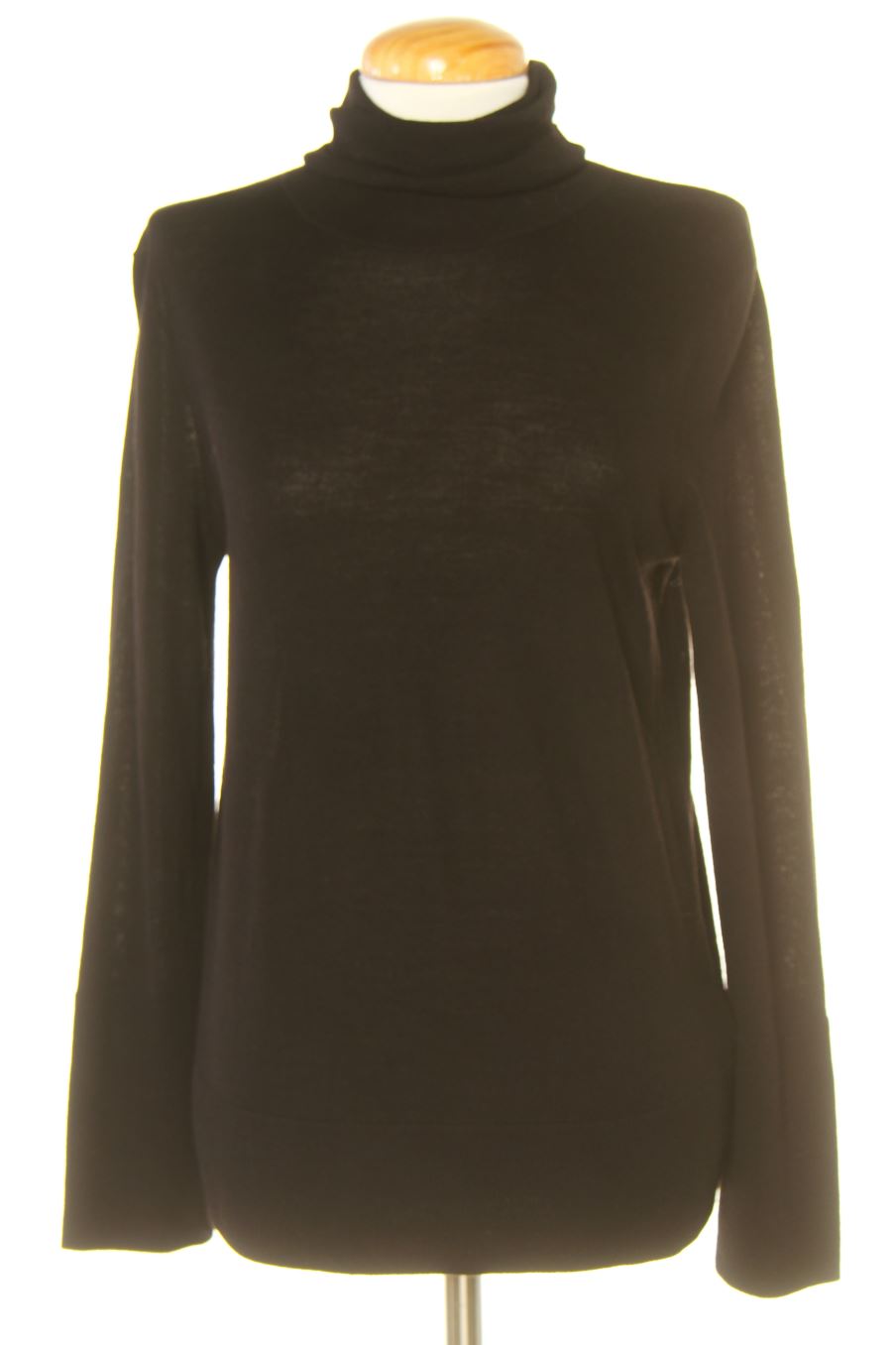 Pull COS de la taille XS, de couleur noir