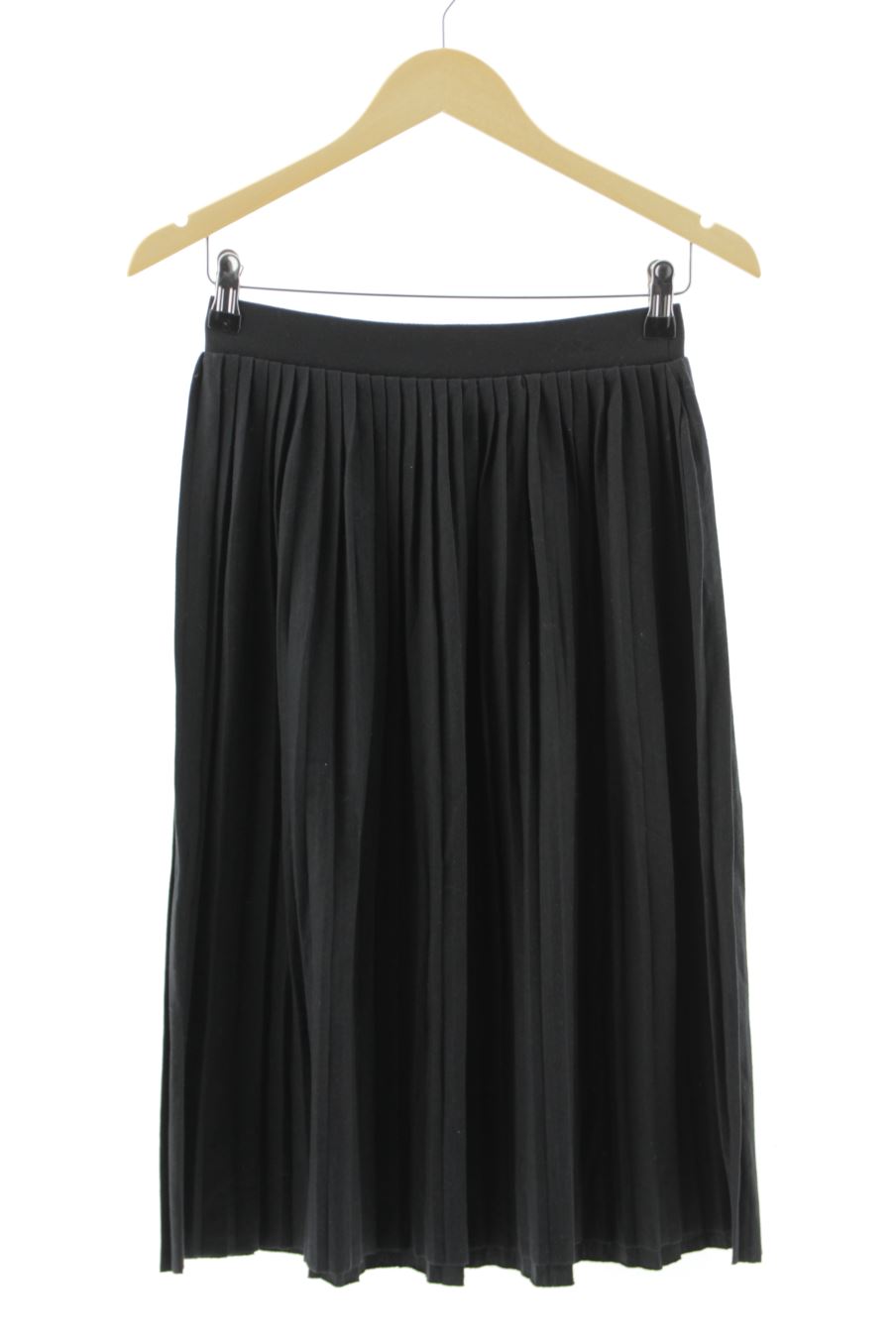 Jupe Pull & Bear de la taille M, de couleur noir