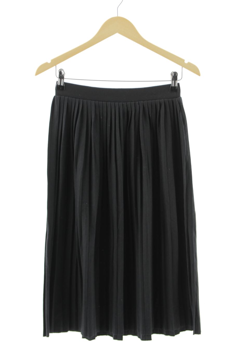Jupe Pull & Bear de la taille M, de couleur noir