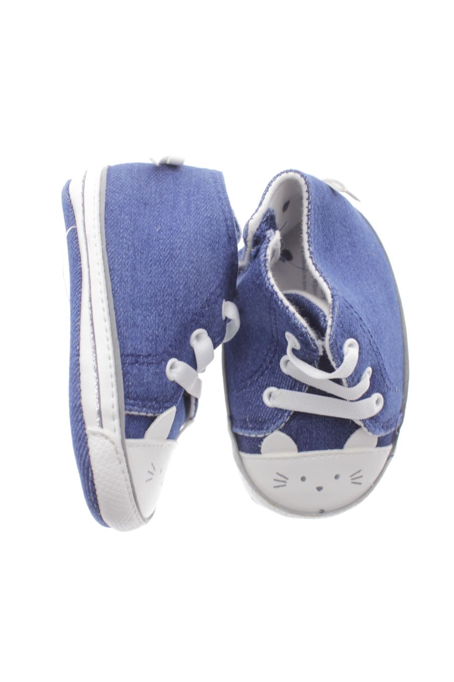 Zapato con suela blanda de Mayoral de la talla 18 con etiqueta