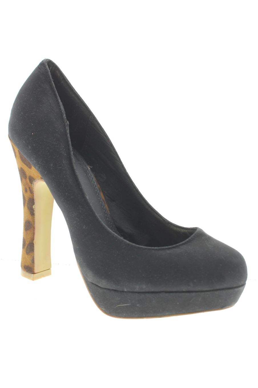 Zapatos de tacon de SUITEBLANCO de la talla 35, de color negro de