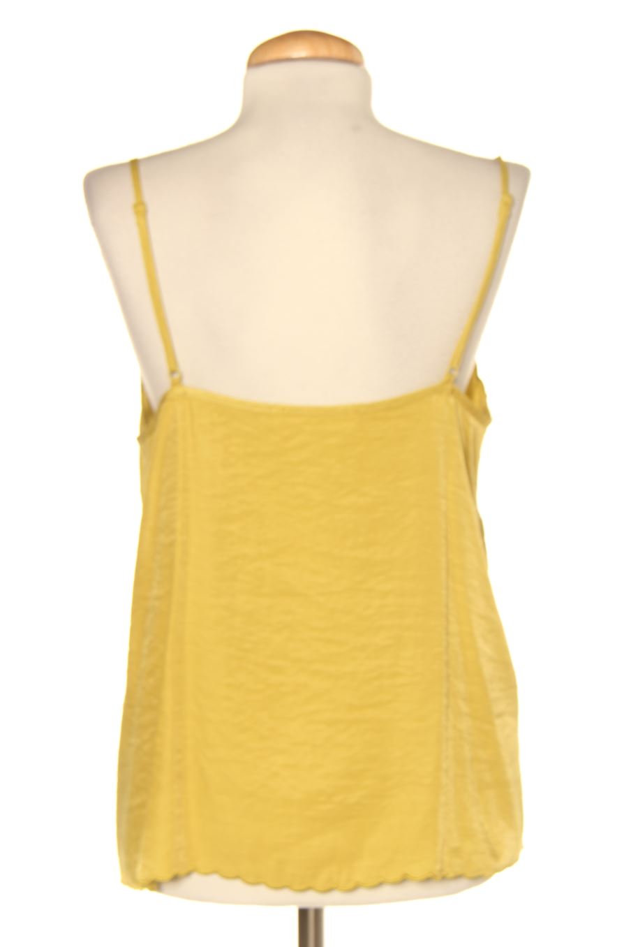 Top Promod de la taille M, de couleur moutarde