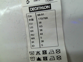 Pantalón corto de Decathlon de la talla 38