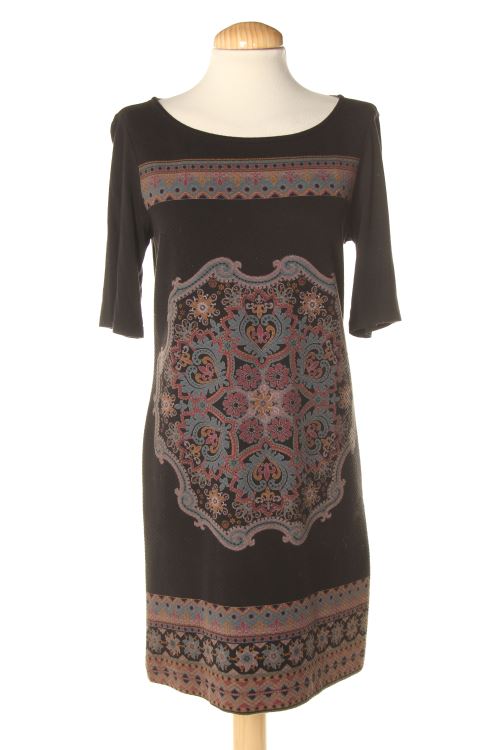 Einfaches Kleid