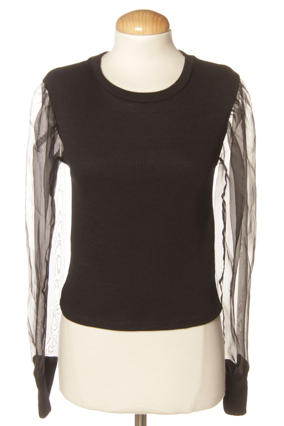 Top de Zara de la talla S, de color negro