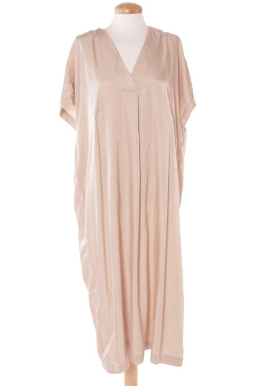 Einfaches Kleid