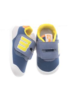 Chaussures de sport 19 Mustang, photo 1 sur 2