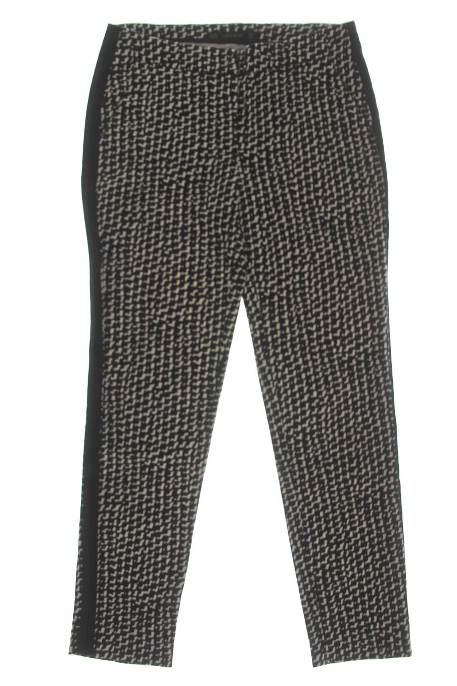 Pantalón de Zara de la talla XS, de color negro
