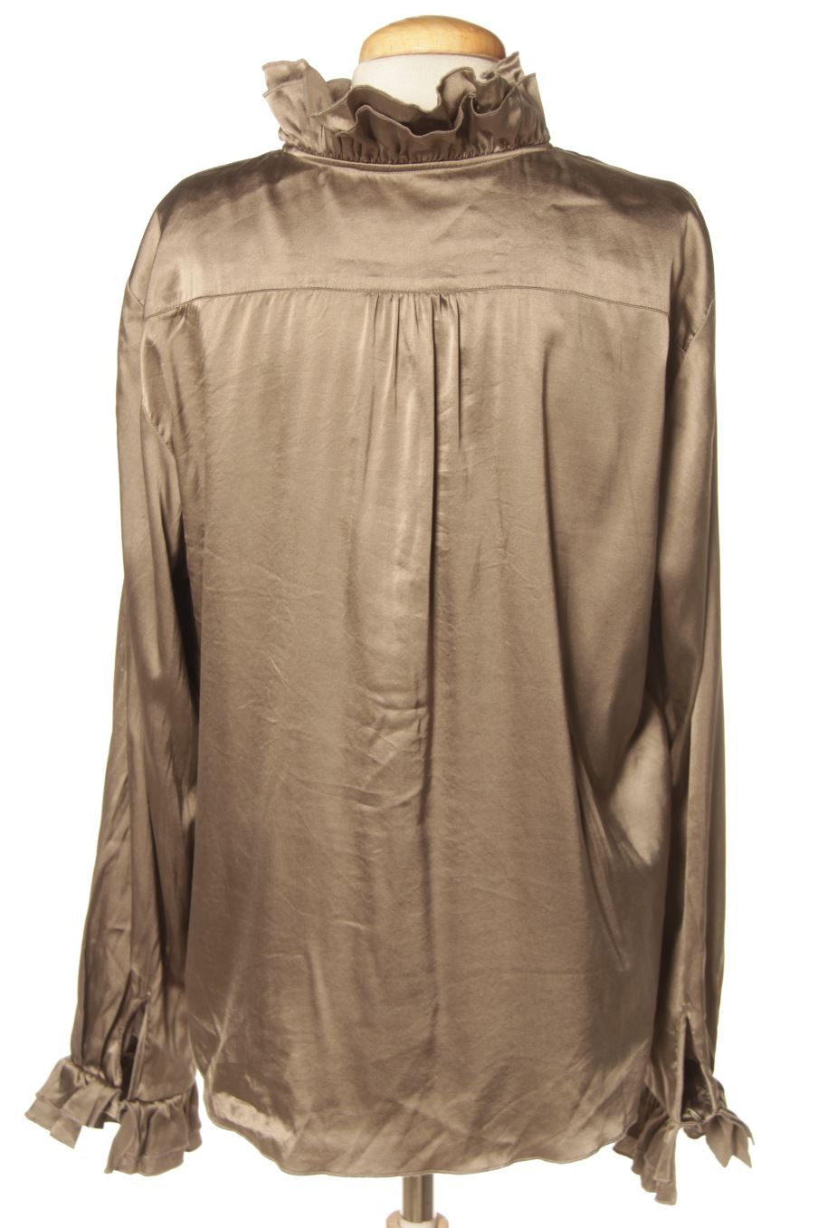Blusa de manga larga de Carolina Herrera de la talla 42, de color gris